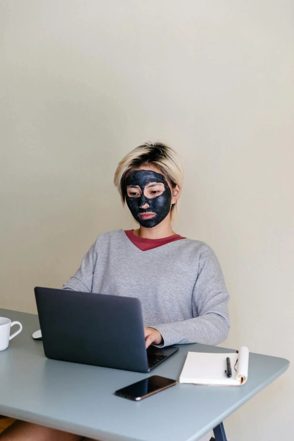 Getting Back Pain While Working From Home? An Ergonomics Expert Offers Advice
