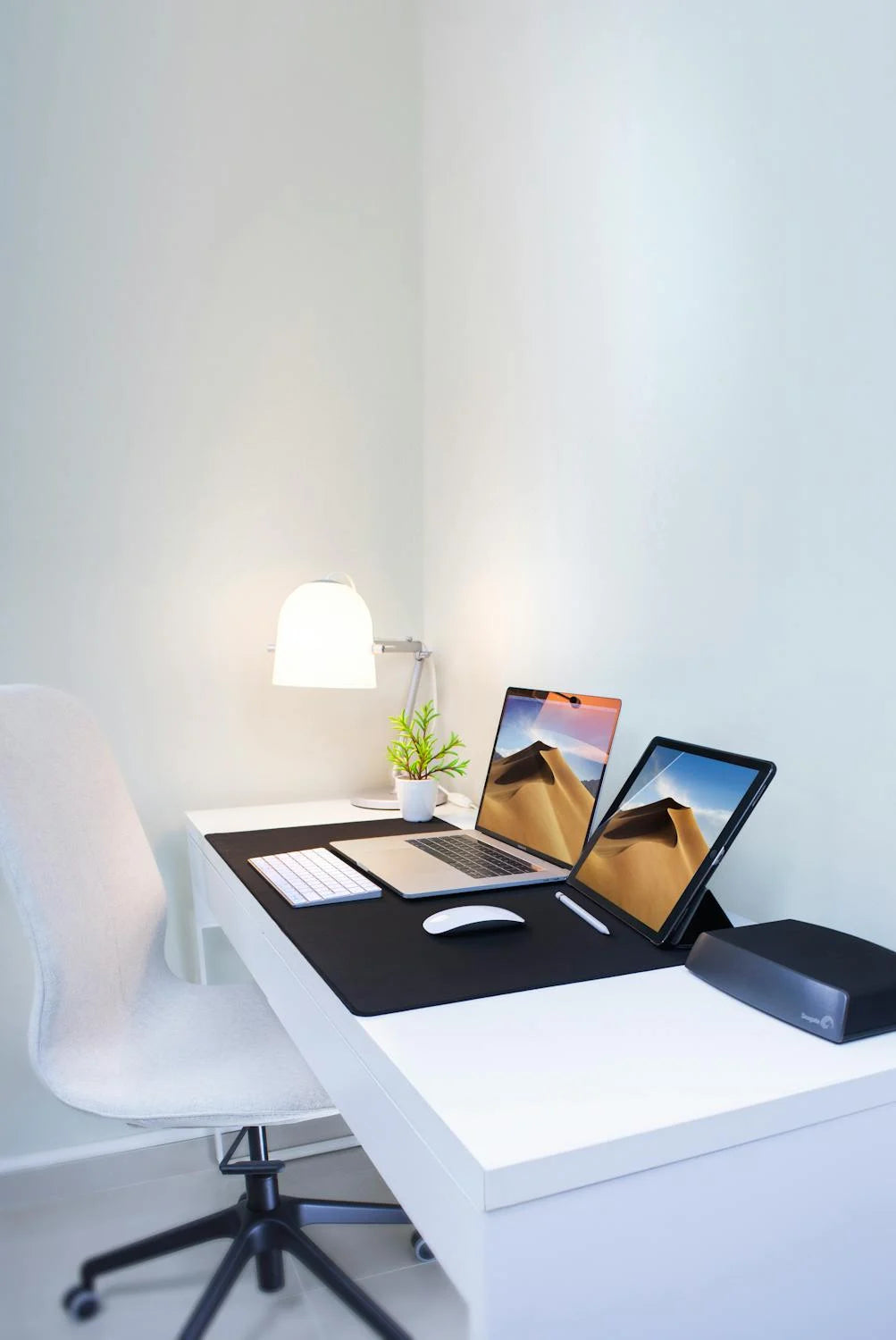 How to Set Up a Home Office You Love: 10 Tips